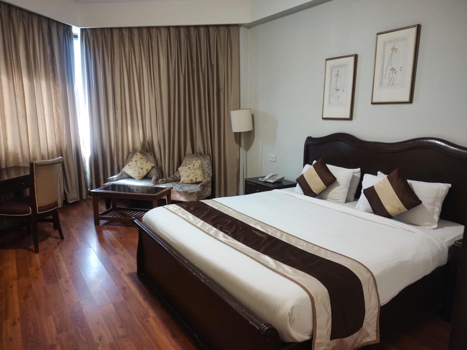 Luxera Hotels & Resorts New Delhi Exterior photo